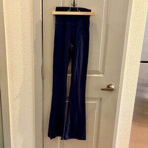 Carbon38 Split Bootcut Legging | Melt | Navy Blazer Size XS